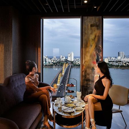 Moonlight Hotel Suites & Spa - City Center, High Floor, Great Location & Romantic River View & Dragon Bridge View Da Nang Eksteriør billede