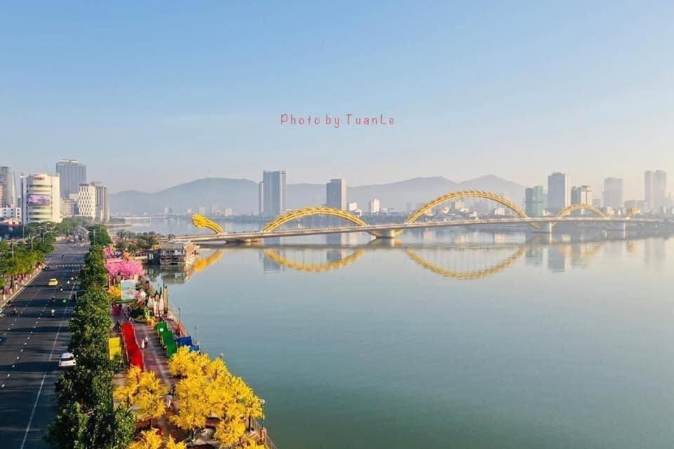 Moonlight Hotel Suites & Spa - City Center, High Floor, Great Location & Romantic River View & Dragon Bridge View Da Nang Eksteriør billede
