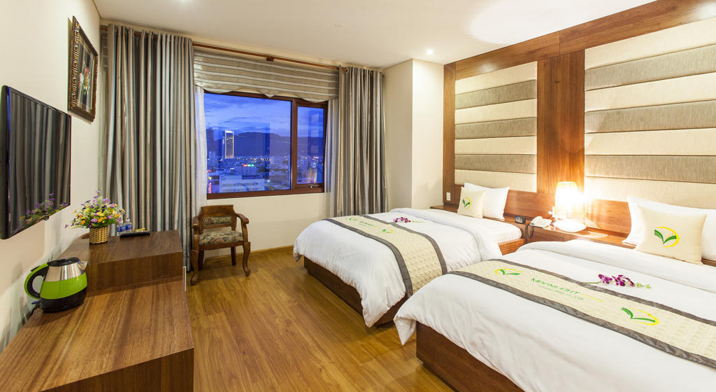 Moonlight Hotel Suites & Spa - City Center, High Floor, Great Location & Romantic River View & Dragon Bridge View Da Nang Værelse billede