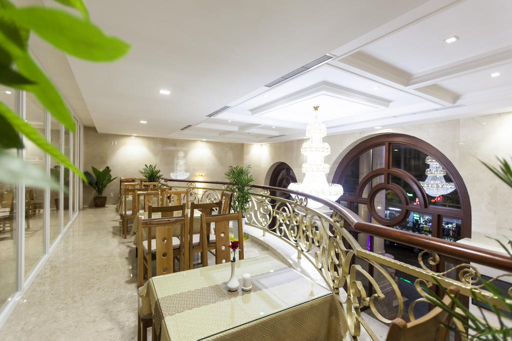 Moonlight Hotel Suites & Spa - City Center, High Floor, Great Location & Romantic River View & Dragon Bridge View Da Nang Eksteriør billede